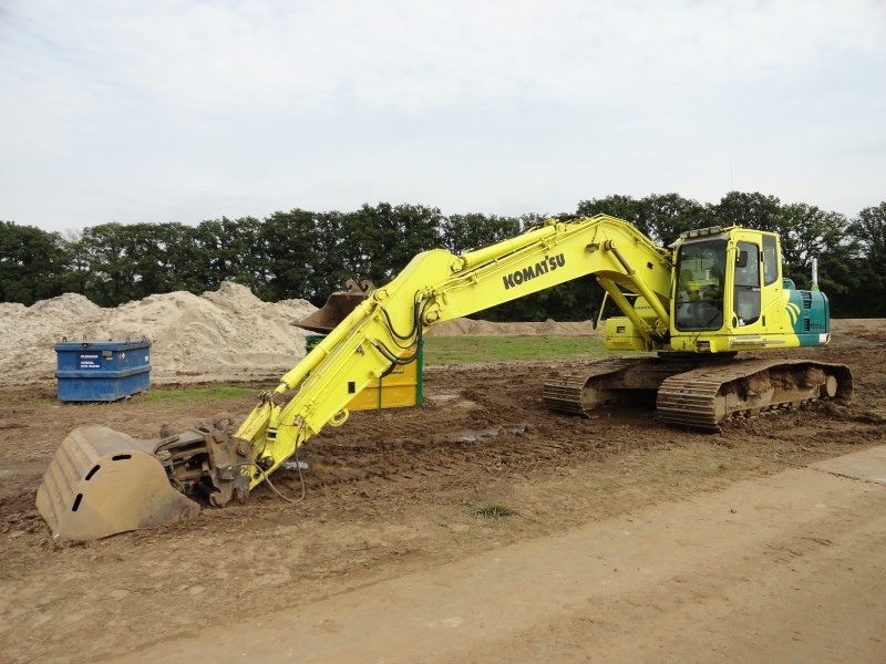 escavatore komatsu Attachment