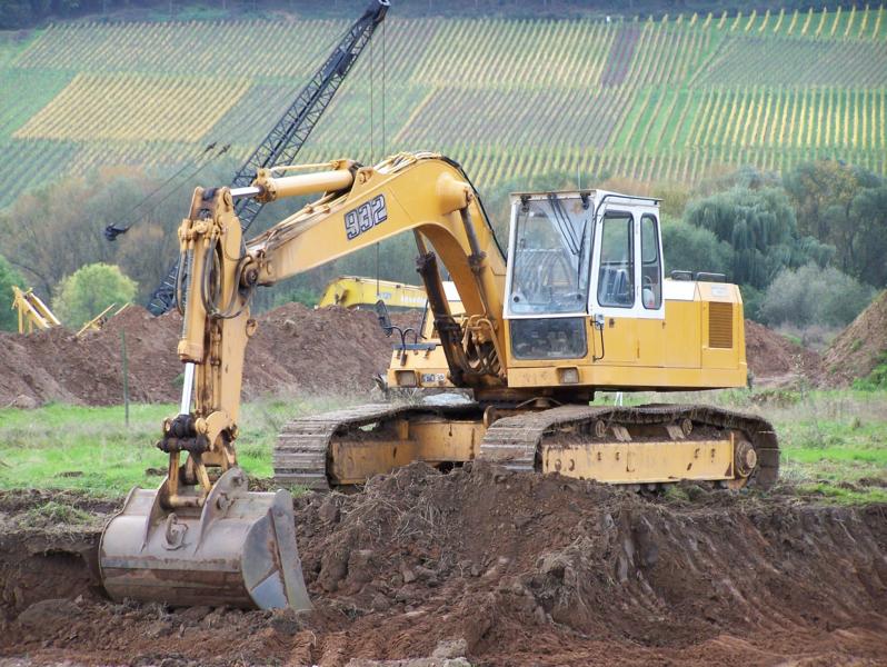 Liebherr R 932.jpg