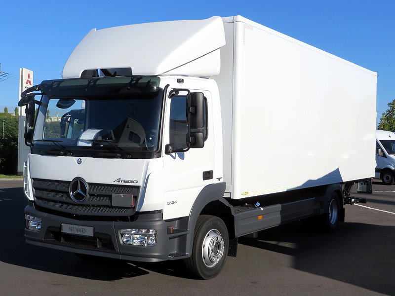 Mercedes Atego IV 1224 S FH.jpg