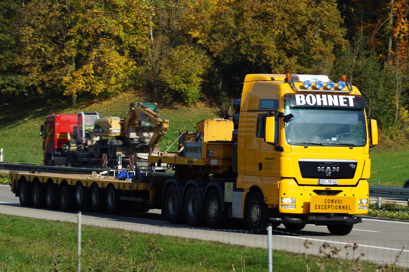 MAN-TGX-41-680-Bohnet_20131024_001.jpg