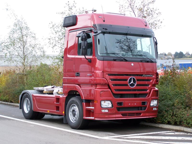 Mercedes-Benz Actros 1846.jpg