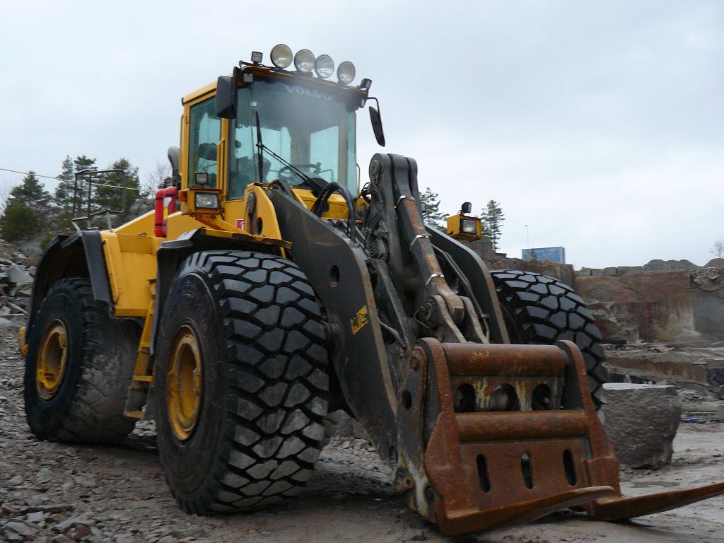 caricatore L220 E volvo Attachment