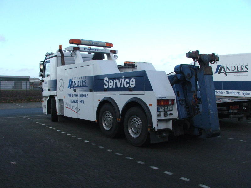 ANDERS Actros 3357001.jpg