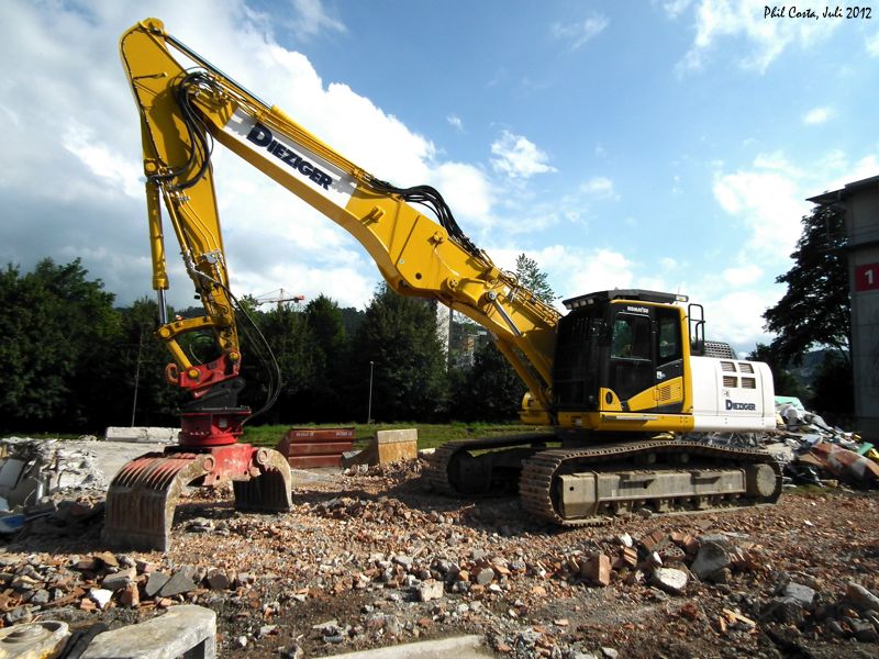 Komatsu_PC290_1.jpg