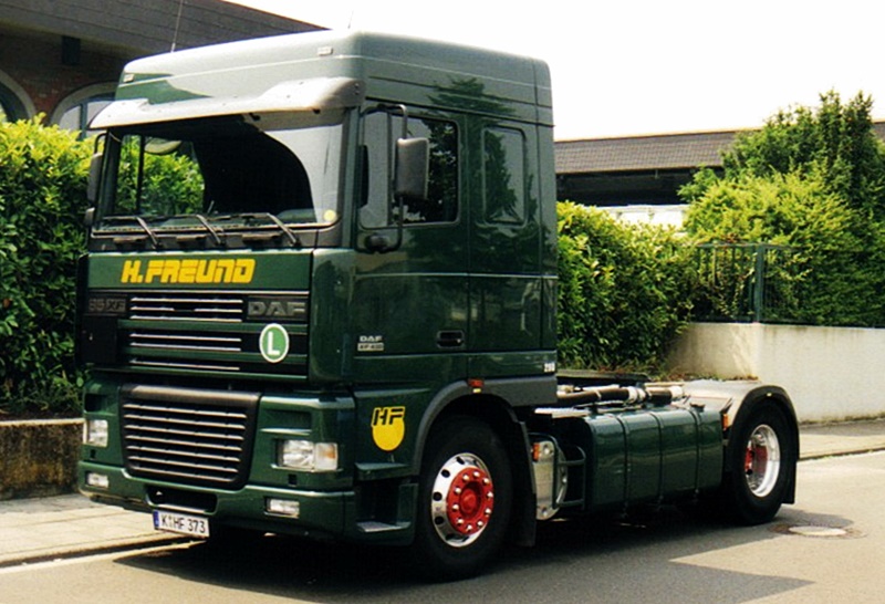 000 ZM DAF XF 01.jpg