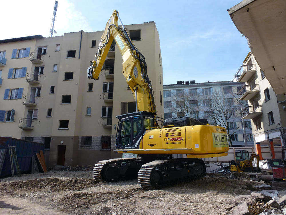 New Holland Construction/CNH Global Attachment