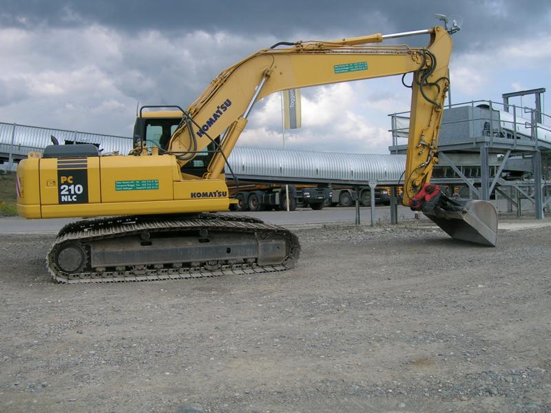 escavatore komatsu Attachment