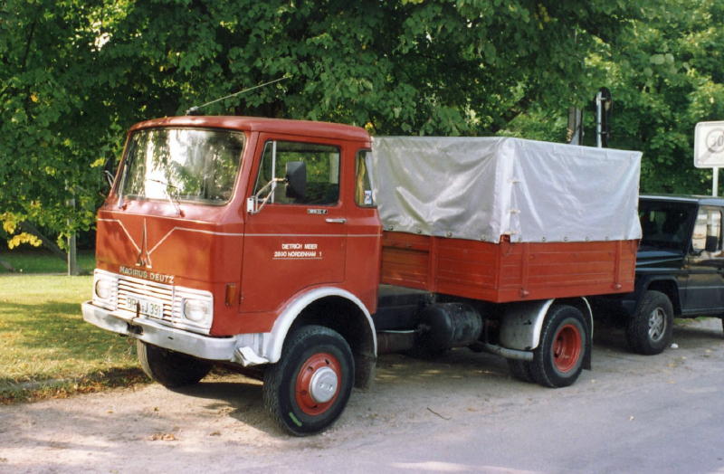 Eicher-Magirus Rot (2).jpg