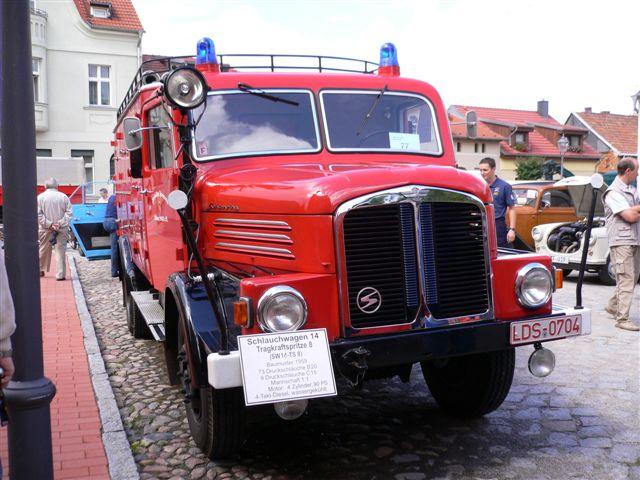 IFA Feuerwehr 2.jpg