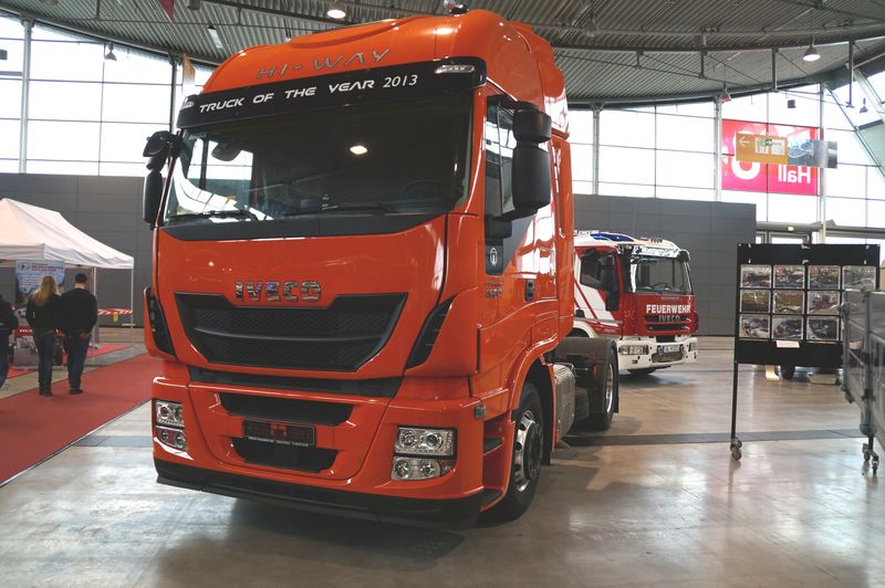  Iveco-HiWay-440S45-Szm-Vorführer_2014031
5_001.jpg