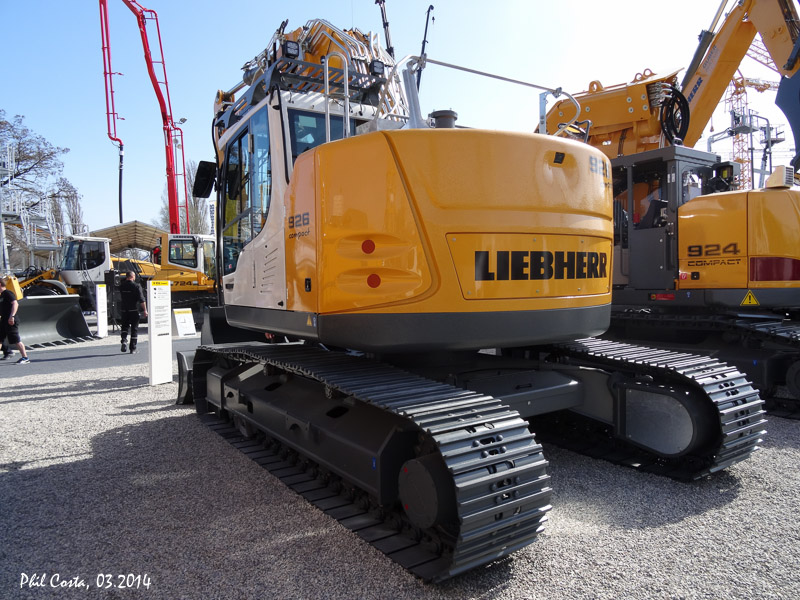 Liebherr_R926-3.jpg