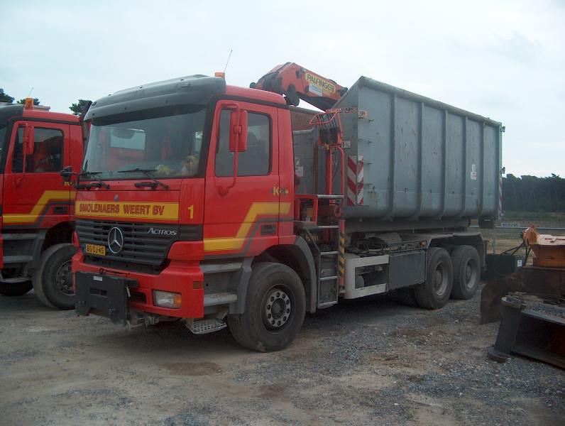 Mercedes 3340 K 6x4 kraan-container Kuypers Weert.jpg